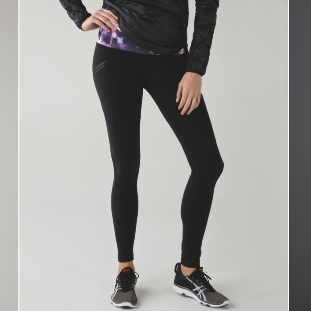 Lululemon Toasty Tech Tight ll Size 6